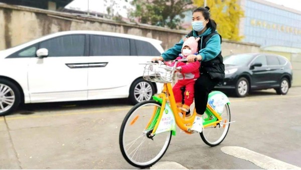 城市共享电动自行车：推动城市绿色出行时尚