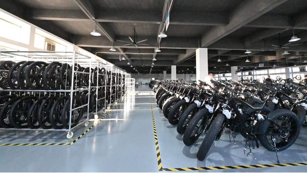 天轴电动自行车工厂，致力于定制化出行工具的研发和生产