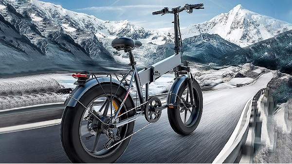 冰雪狂欢：天轴雪地电动自行车的极致冒险之旅
