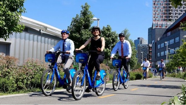 城市共享电动自行车的便捷之处