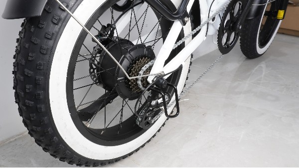 雪地电动自行车如何保养？